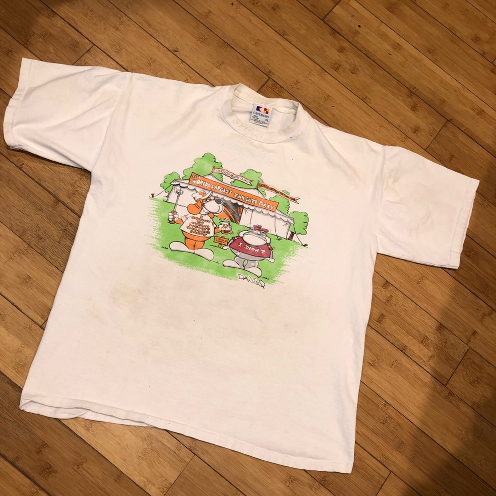 Vintage WORLDS LARGEST TAILGATE T-shirt